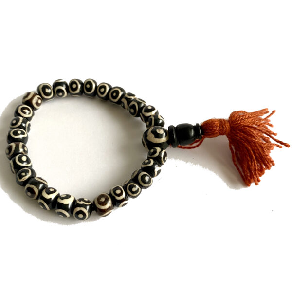 Pulsera Tibetana blanca y negra - Imagen 3