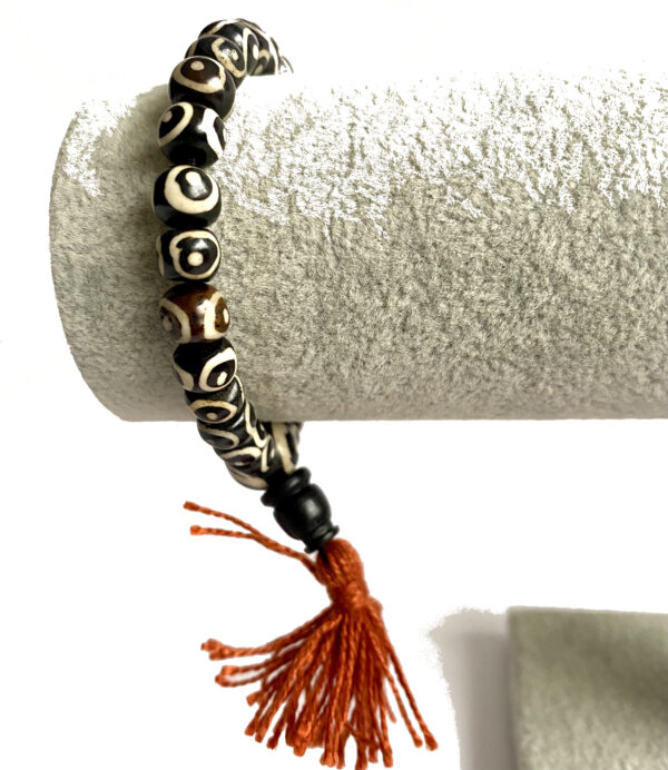 Pulsera Tibetana blanca y negra - Imagen 2