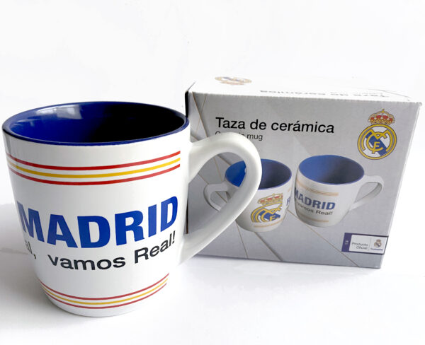 Real Madrid taza azul bicolor en caja